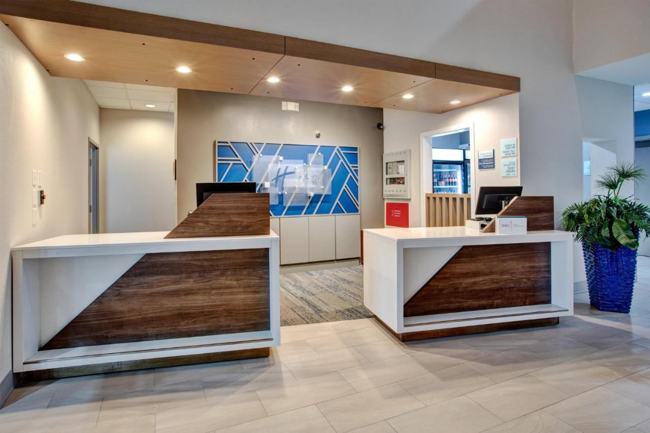 Holiday Inn Express Hotel & Suites Dover By Ihg Ngoại thất bức ảnh