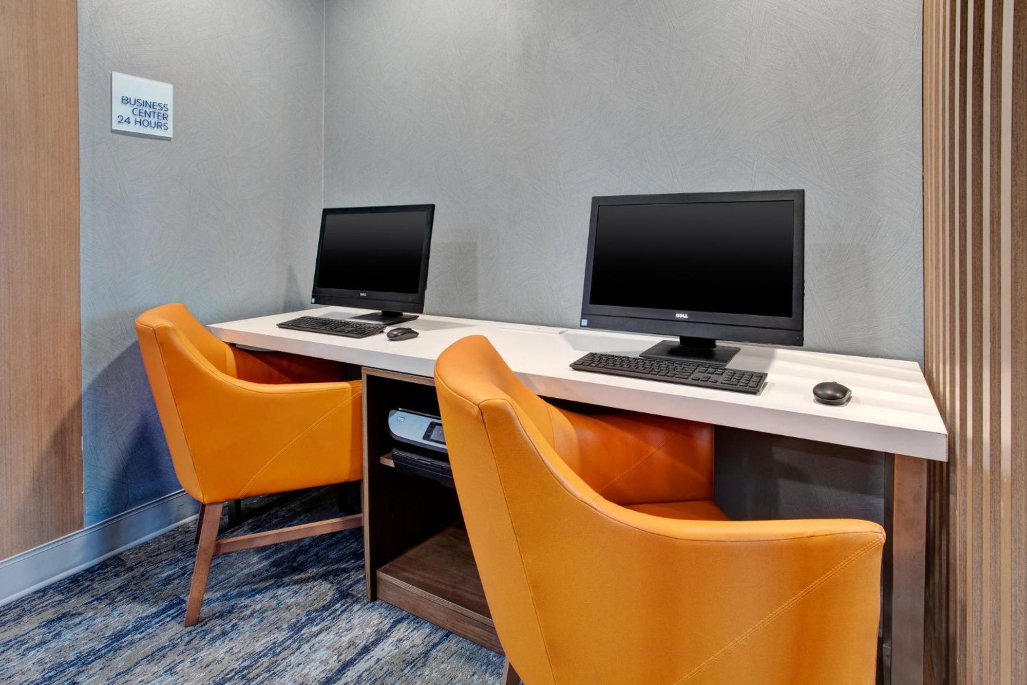 Holiday Inn Express Hotel & Suites Dover By Ihg Ngoại thất bức ảnh